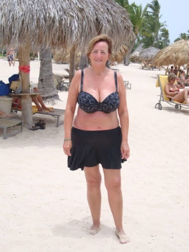 Swimsuites
 #90972389