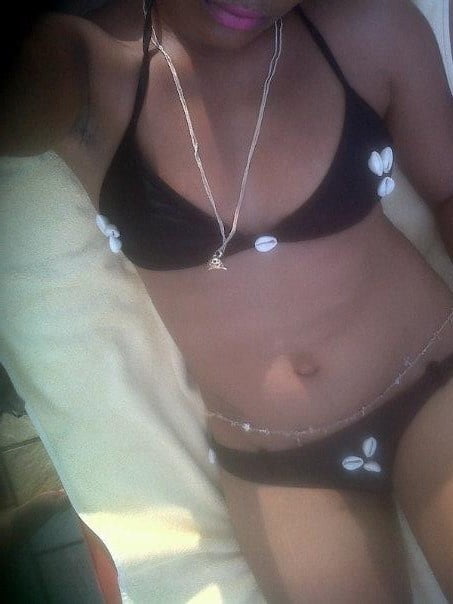 Jolies africaines no nude
 #88577520