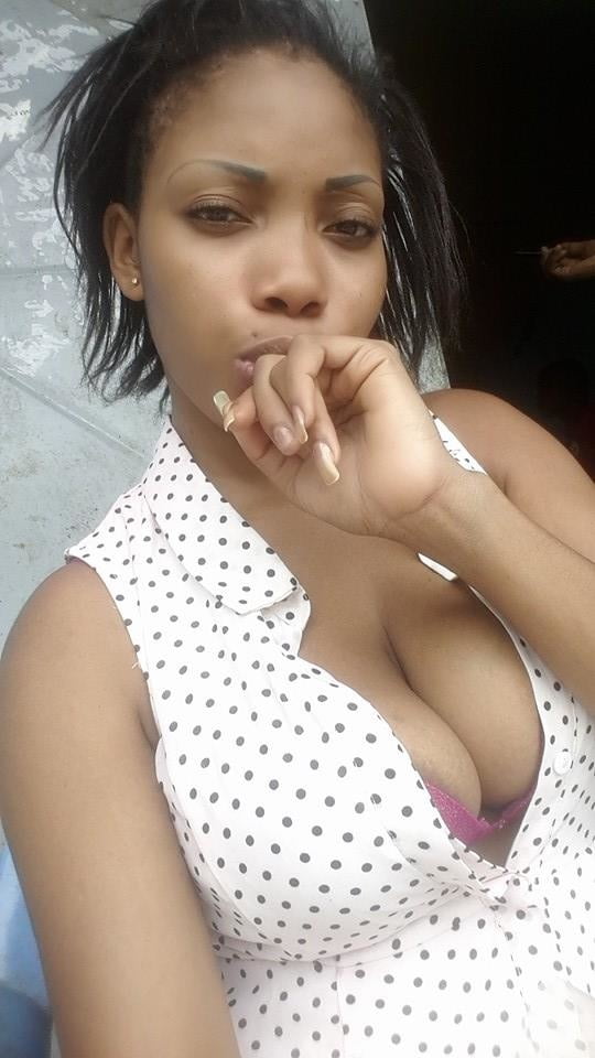 Jolies africaines no nude
 #88577540