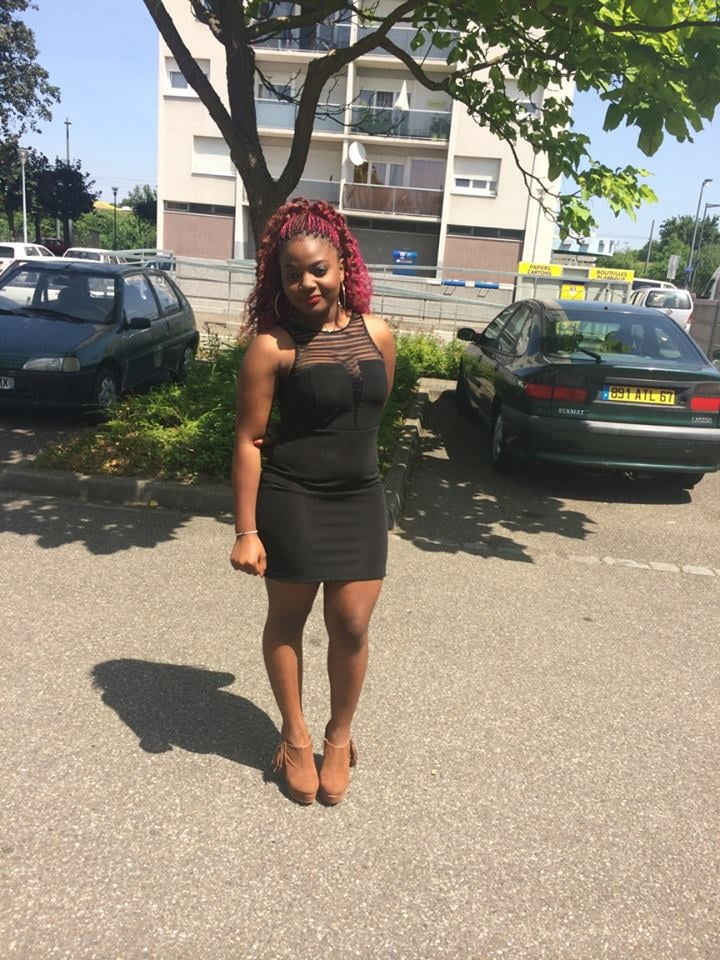 Jolies africaines no nude
 #88577573