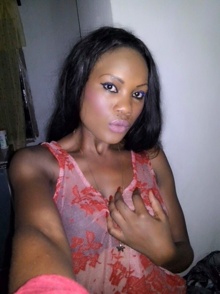 Jolies africaines no nude
 #88577581