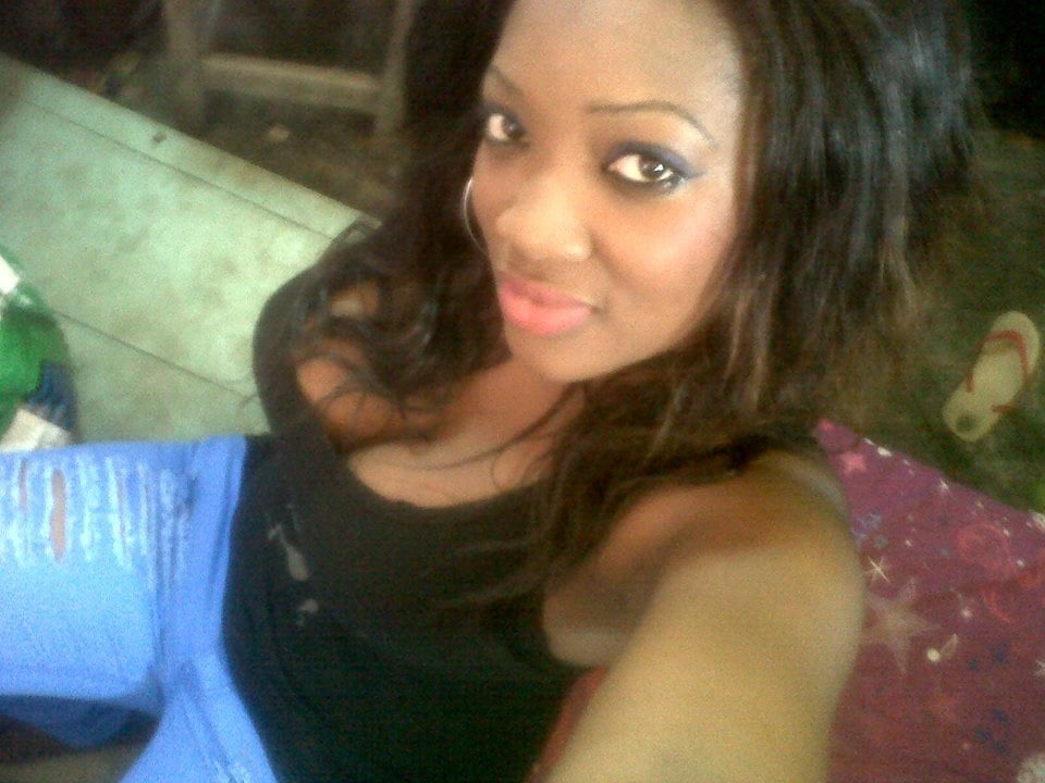 Jolies africaines no nude
 #88577664