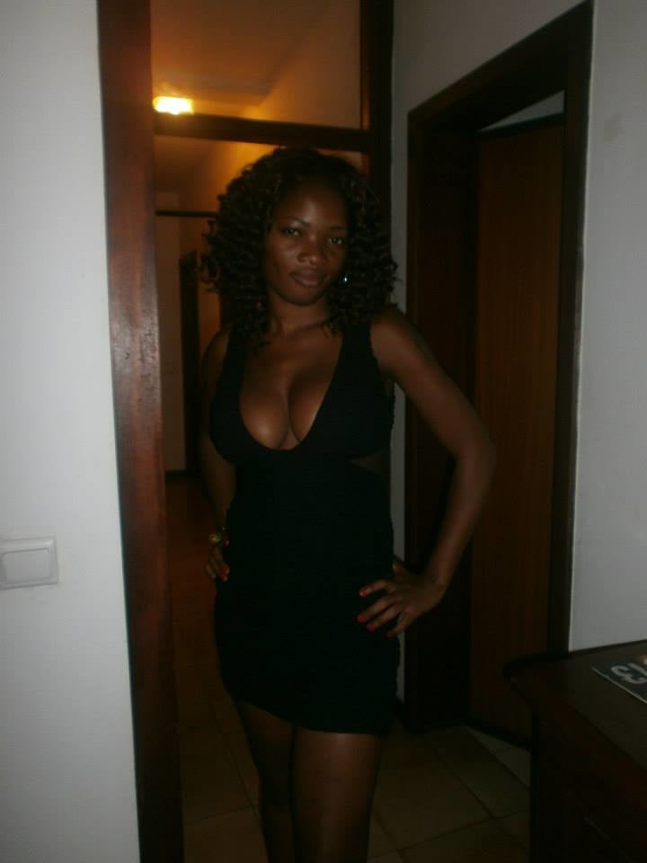 Jolies africaines no nude
 #88577710