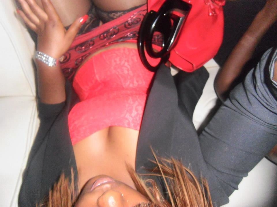 Jolies africaines no nude
 #88577722