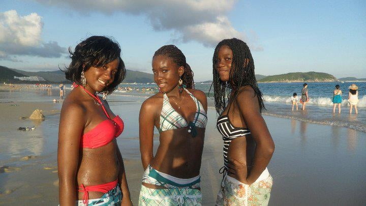 Jolies africaines no nude
 #88577724