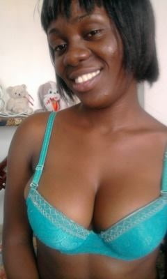 Jolies africaines no nude
 #88577739