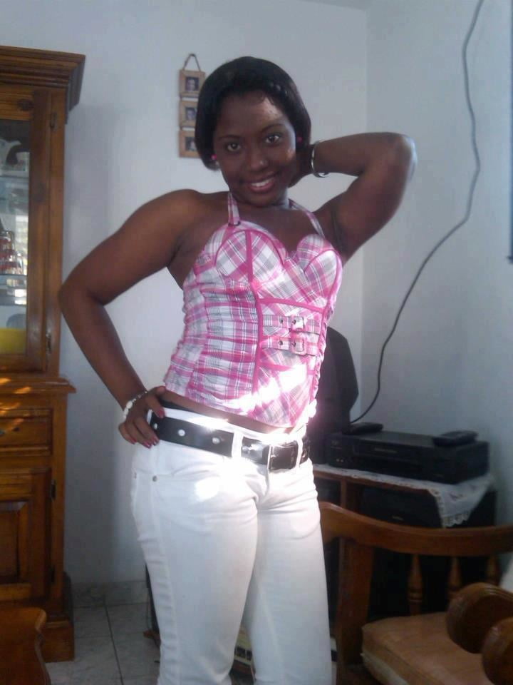 Jolies africaines no nude
 #88577740