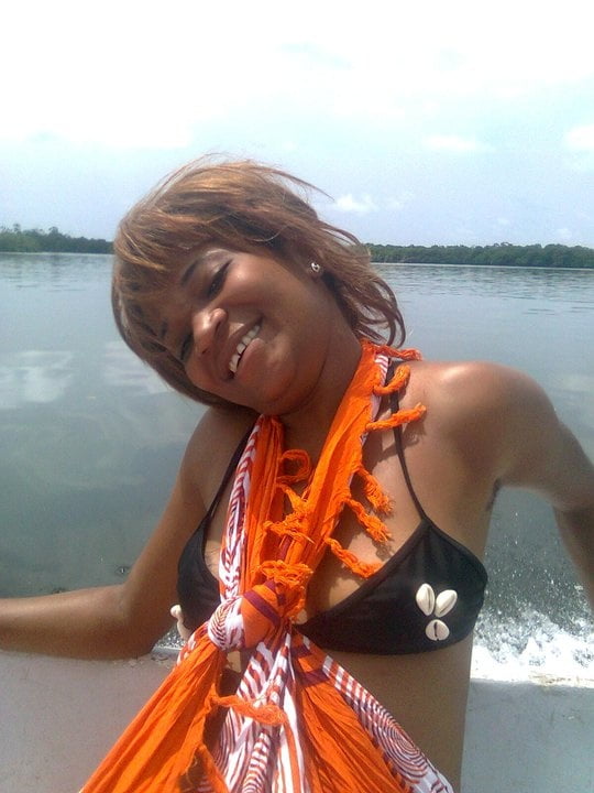 Jolies africaines no nude
 #88577760