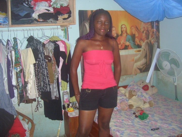 Jolies africaines no nude
 #88577767