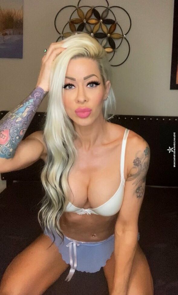 Angelina Love nuda #108525047