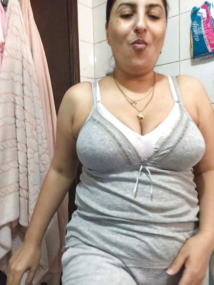 Desi matuer aunty
 #92411409