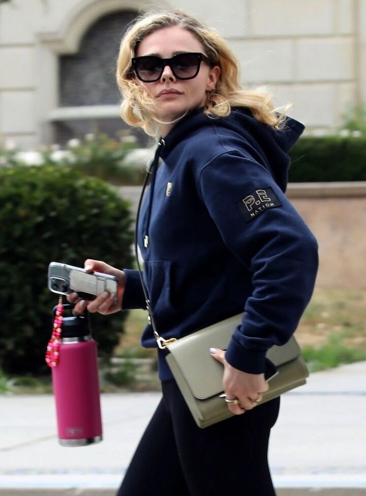 Chloë Grace Moretz desnuda #109345496