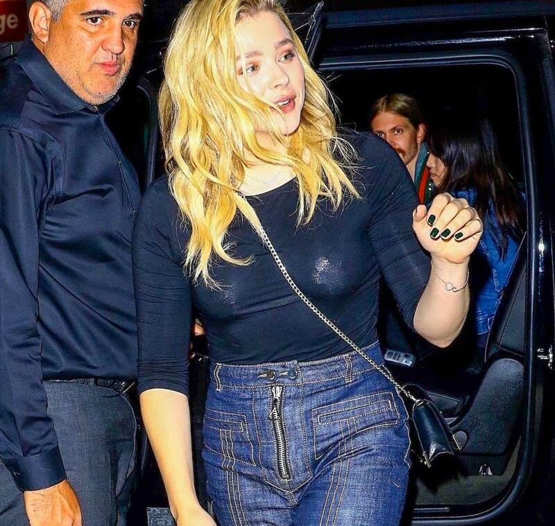 Chloë Grace Moretz desnuda #109345546