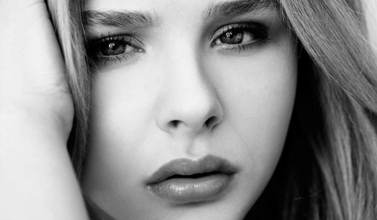 Chloë Grace Moretz desnuda #109345688