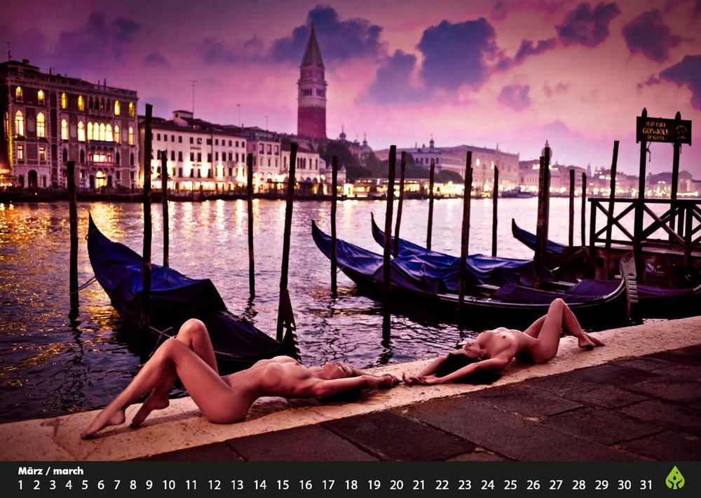 ベニスでのヌード
 #102934427