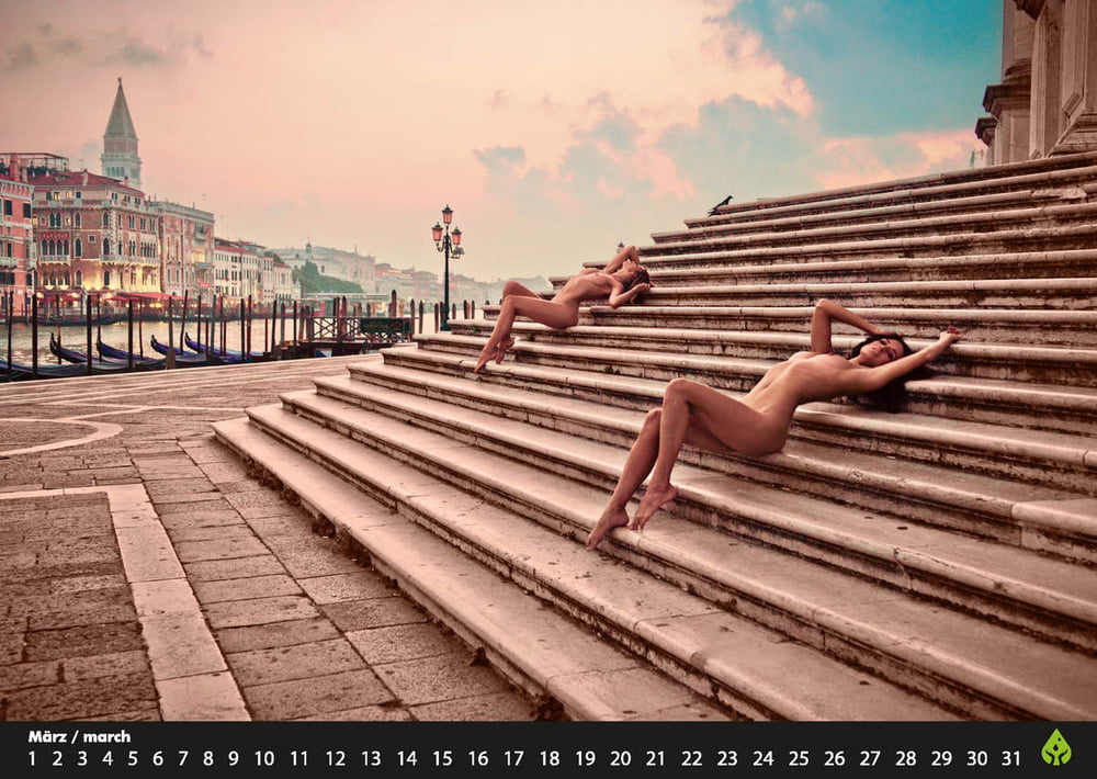 ベニスでのヌード
 #102934431