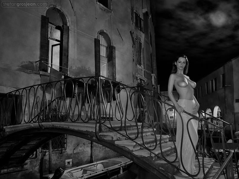 ベニスでのヌード
 #102934443