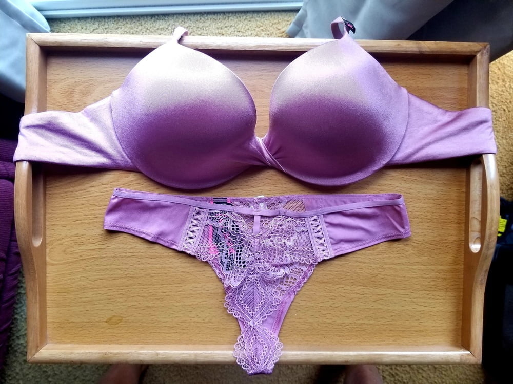 Mes lingeries sexy et chaudes
 #90210018