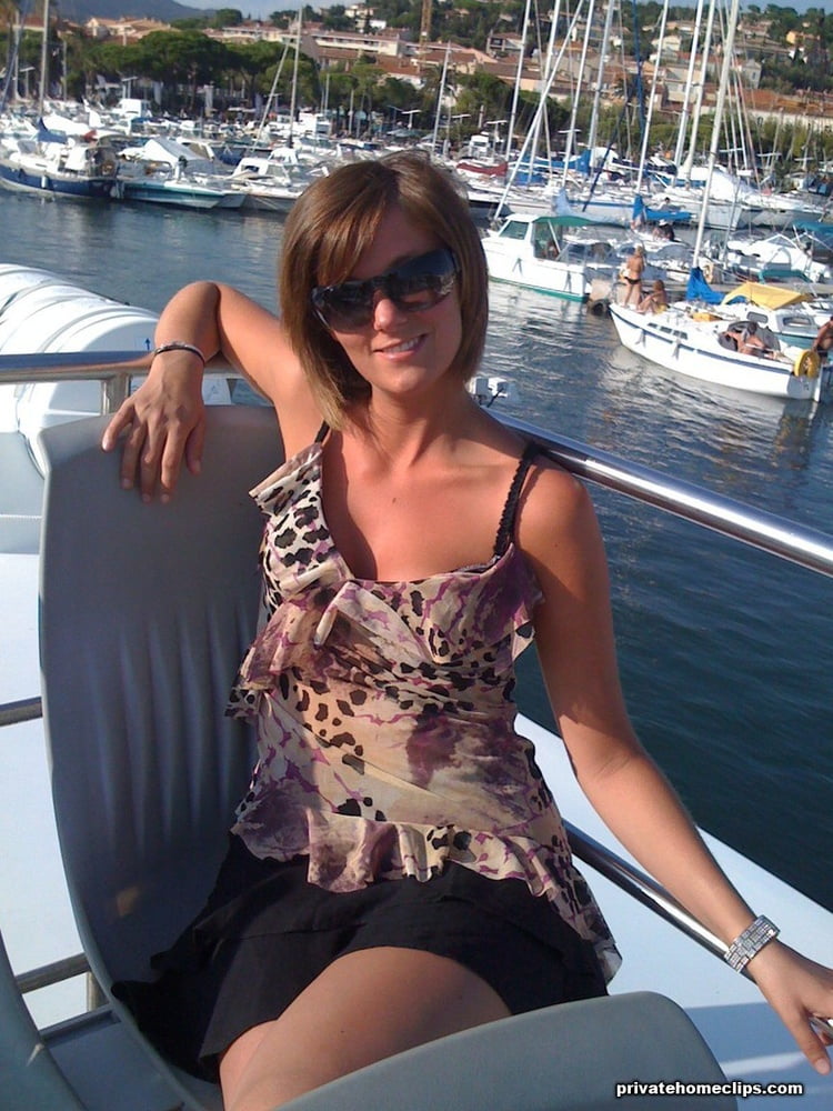 brunette fe ms II #105613671