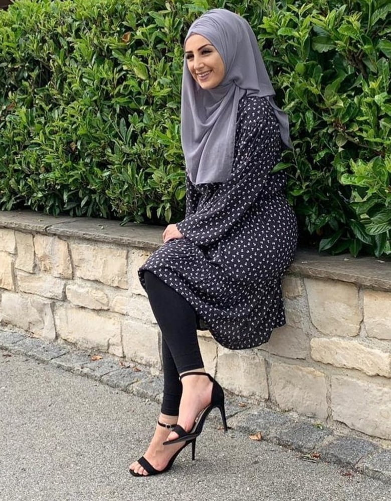 Muslimische Hijab Füße
 #89273508