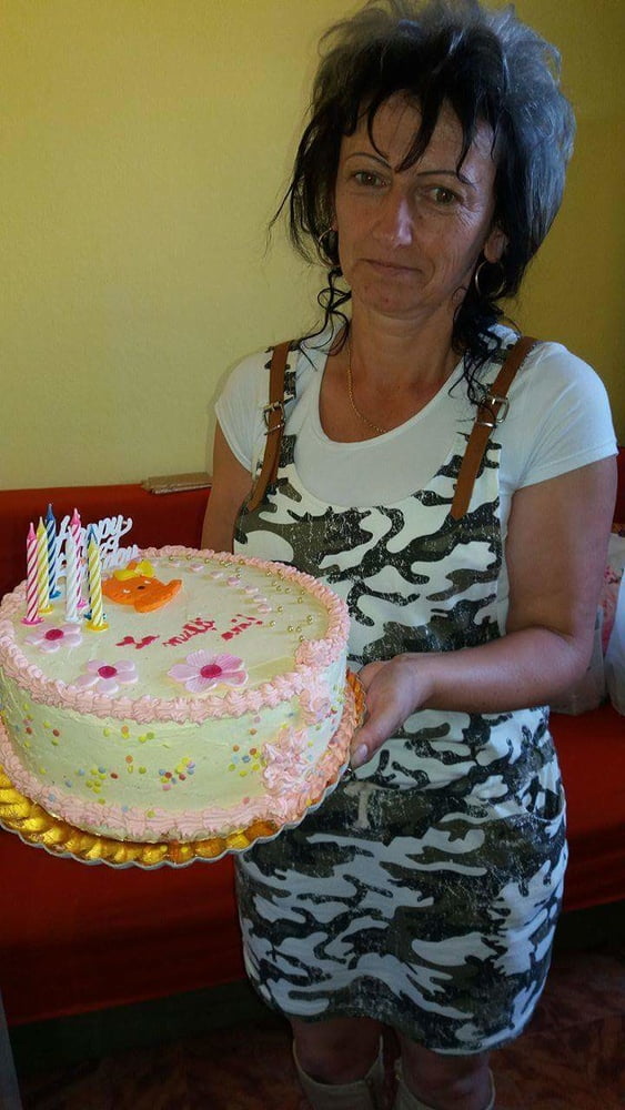 ルーマニア人女性 68 ルーマニアのお母さん（しわくちゃの顔で
 #93043046