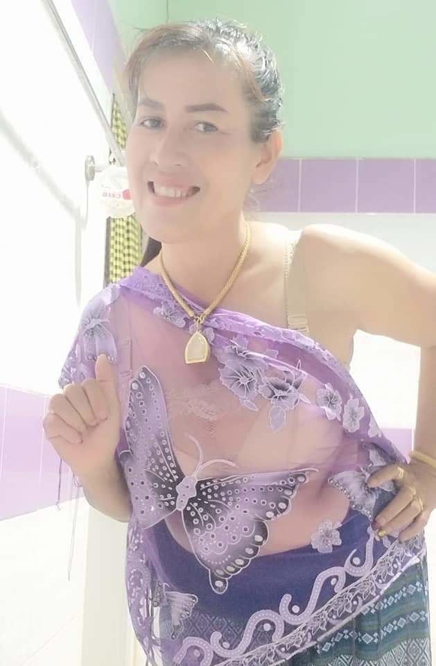 Ibu tetek besar #80497789