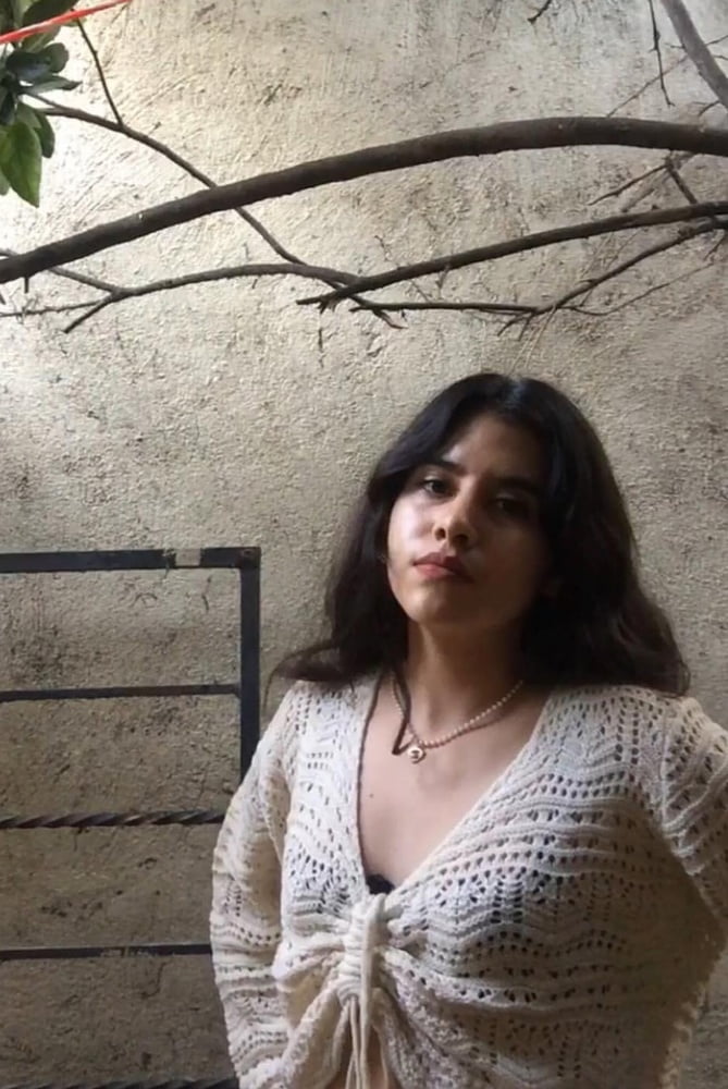 Lucero puta feminista para insultar
 #80884945