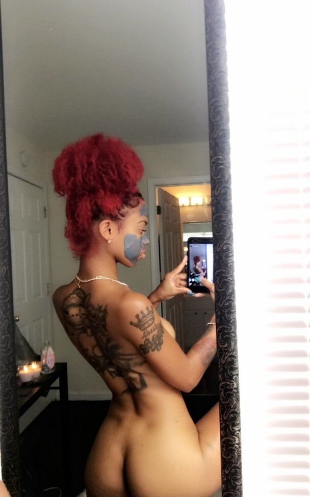 Rozay Molly desnuda #108168171