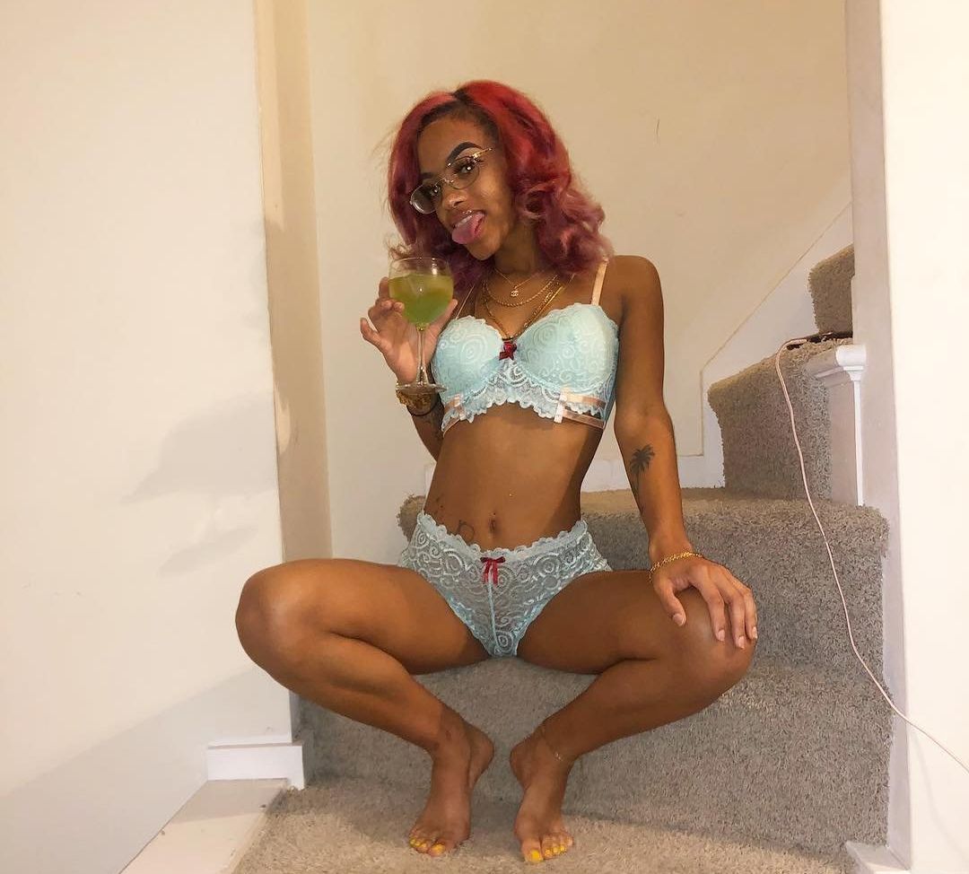 Rozay Molly desnuda #108168178