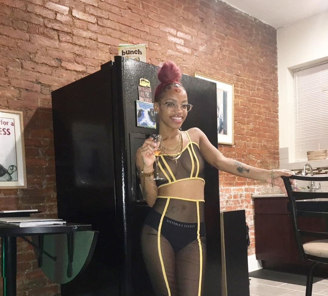 Rozay Molly desnuda #108168181