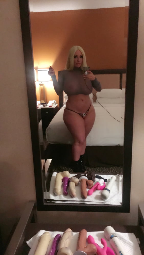 Stassi Rossi #100917411