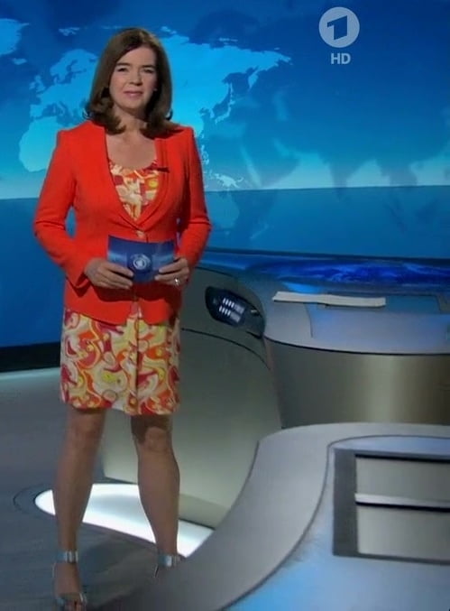 German TV mature Susanne Daubner #94019152