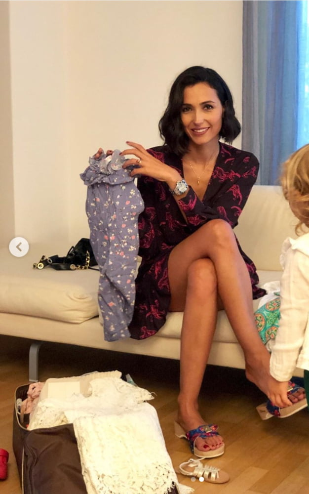 piedi di Caterina Balivo #102317963