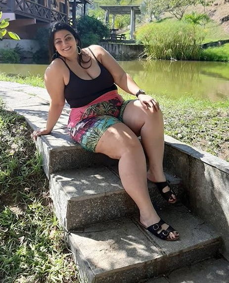 Full thighs in the mini 1524 #91005427
