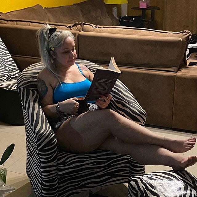 Full thighs in the mini 1524 #91005441