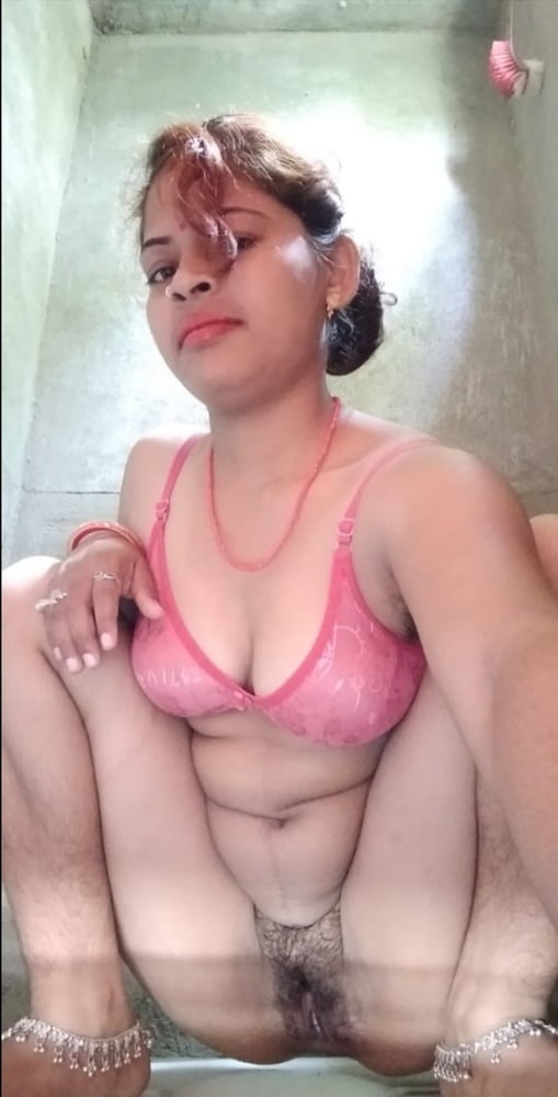 Desi village bhabhi nudo
 #91394952