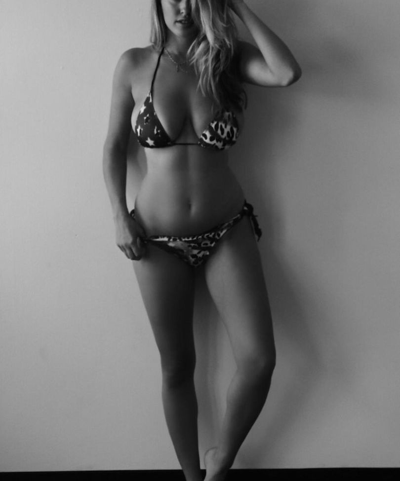 Lindsey Kevitch nackt #109277454