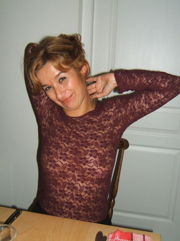 Braless 24
 #92137271