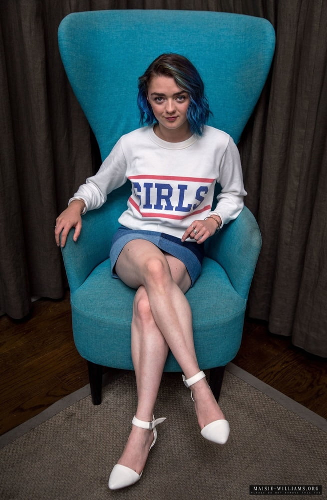 Maisie Williams hot pixie chick #91766221