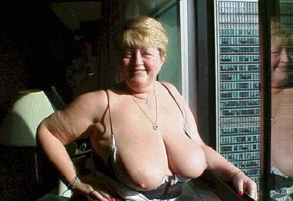 BBW granny #100049010