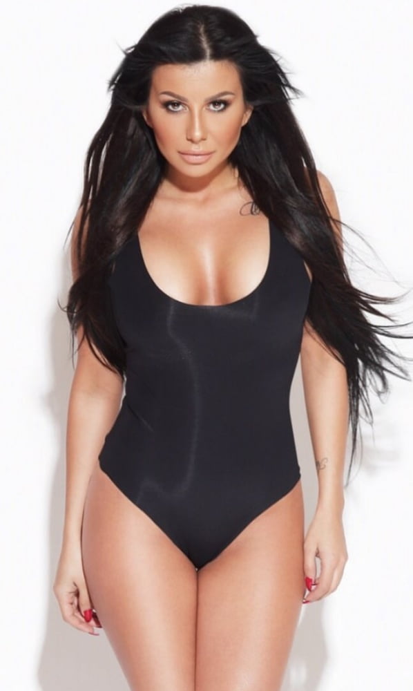 Olja bajrami cantante bosnia caliente
 #100556108