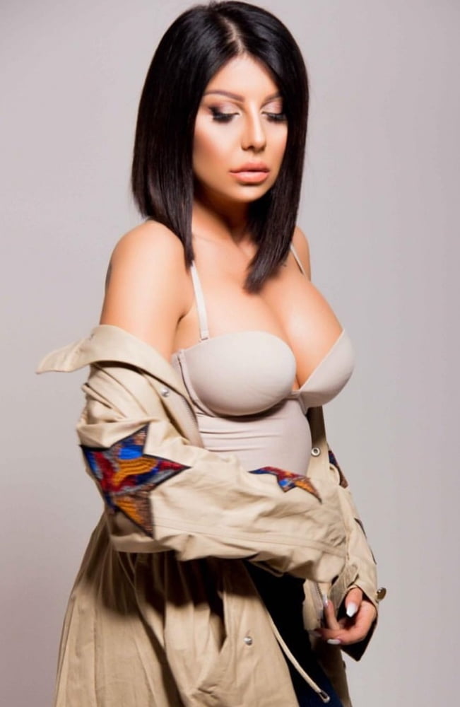 Olja bajrami cantante bosnia caliente
 #100556134