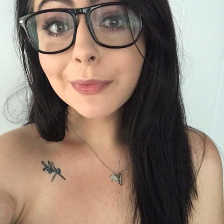 Brunette Swinger! #96438526