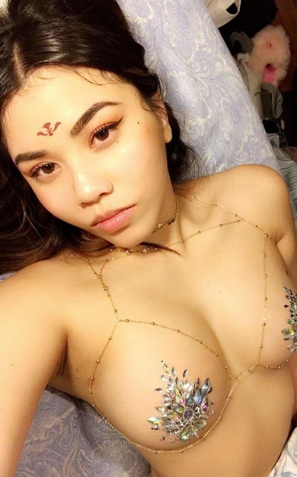 Mimivimii nude #109780473