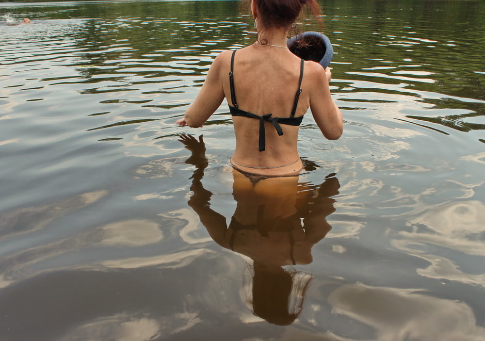 Bañándose en el estanque timiryazev
 #94522449