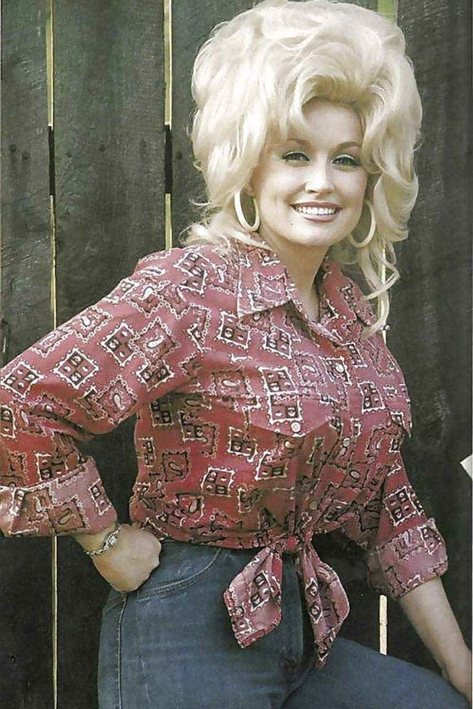 Young Dolly Parton #90742932