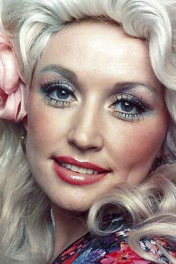 Young Dolly Parton #90742954