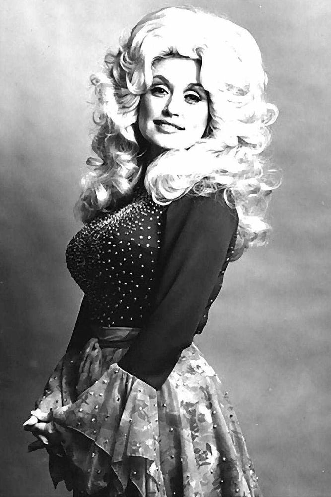 Young Dolly Parton #90742958