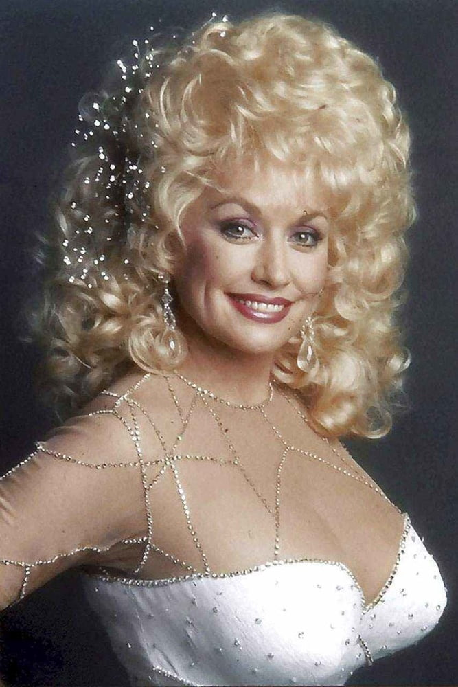 Young Dolly Parton #90742969