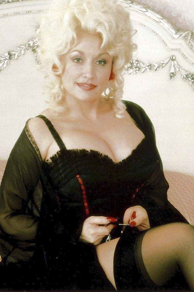Young Dolly Parton #90743011